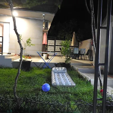 Vikendica Leina 펜션 Stolac